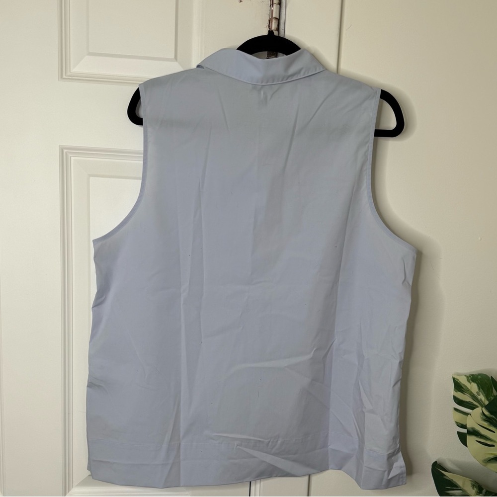 NWT SPANX Sleeveless Stretch light blue Cotton Poplin Button-Up Shirt XL - Picture 4 of 6